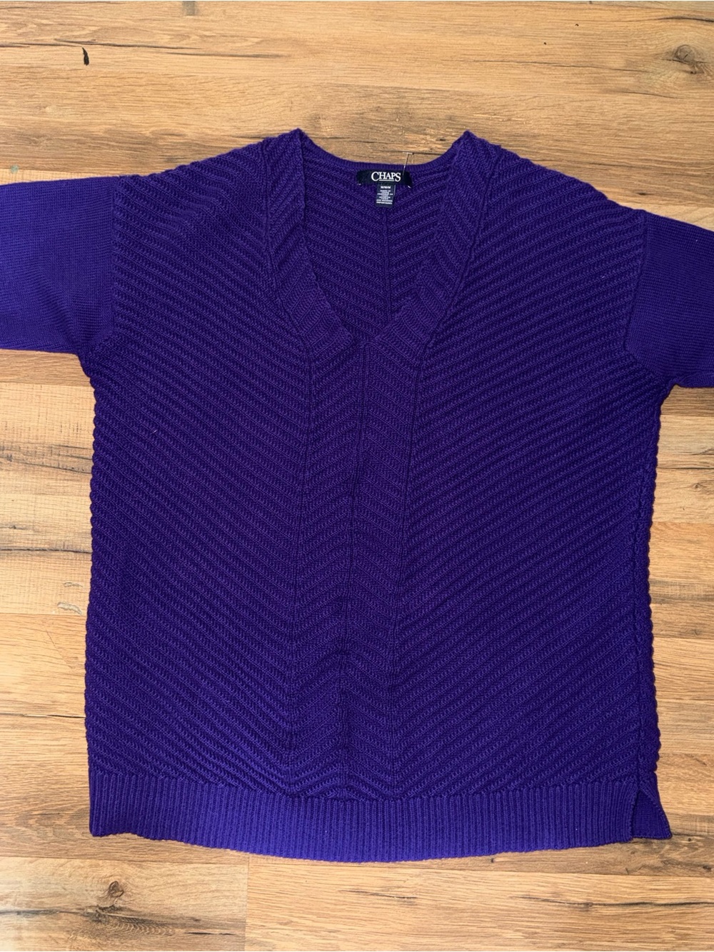 Chaps Purple Women’s medium V-neck 100% cotton sweater with chevron knit pattern